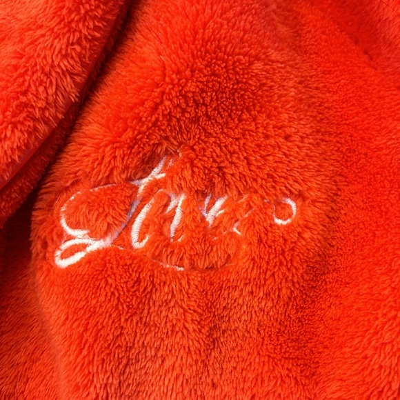 Victoria Secret Robe - Picture 3 of 4